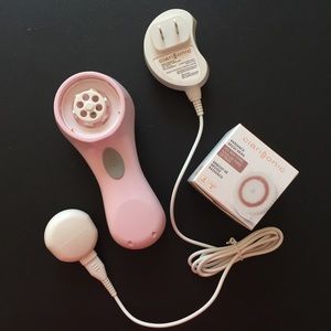 Clarisonic Mia face brush + 2 NEW brush heads